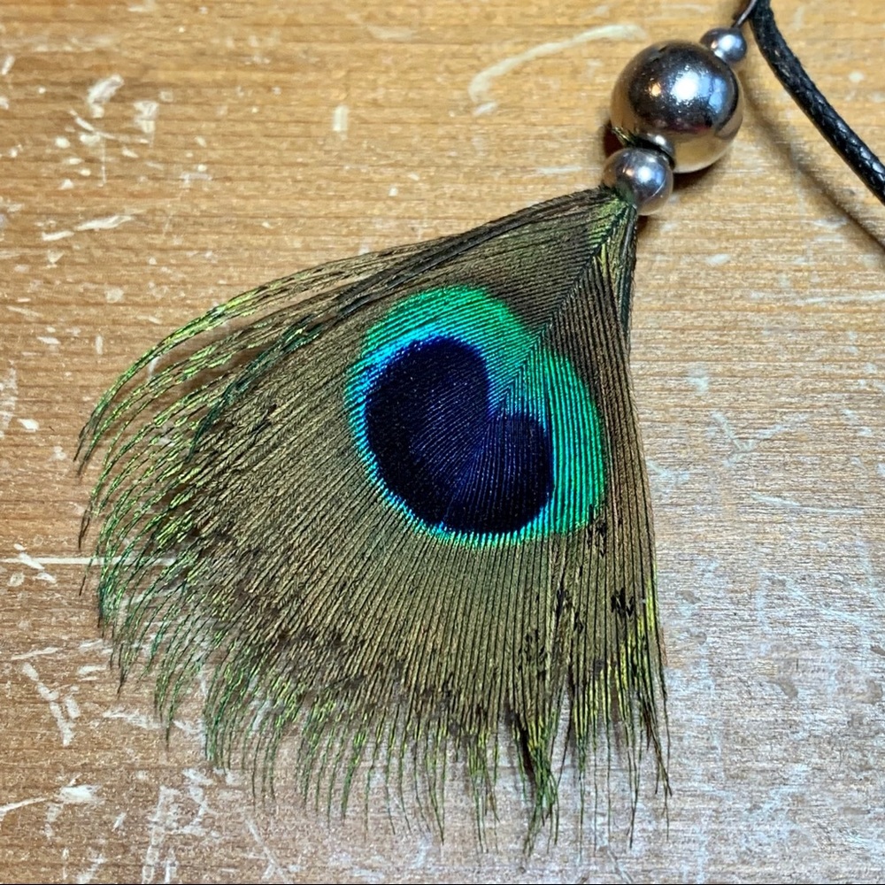NWOT Handmade Peacock Necklace